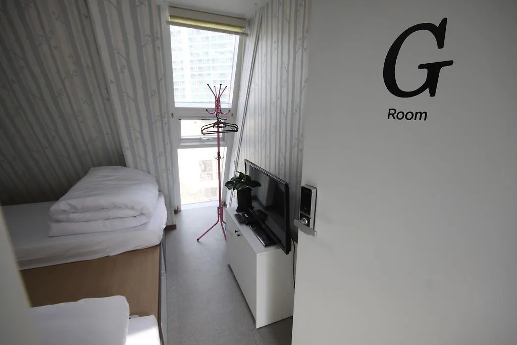 Miss Hongdae Guest House Seoul 2*,